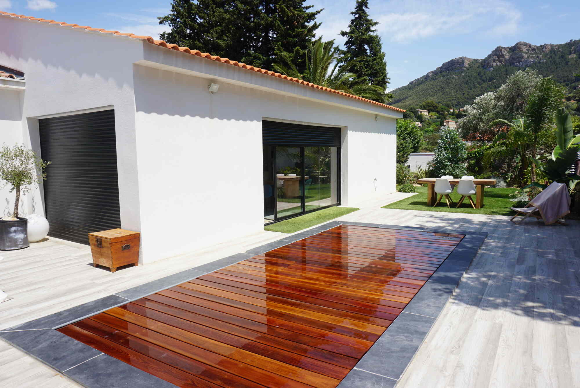 Piscine fond mobile-ELEVATE